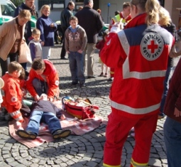 Das Jugendrotkreuz stellt sein können unter Beweis.